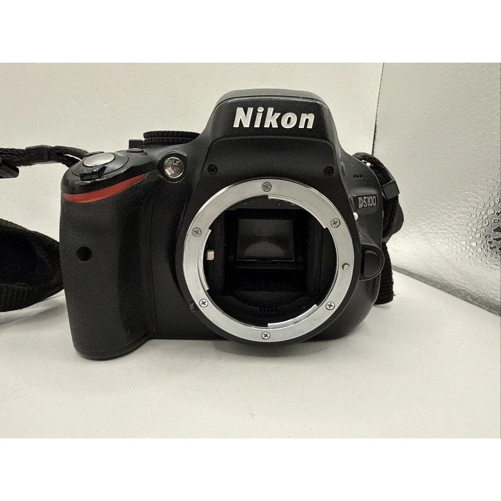 Nikon D5100 Digital SLR Camera Body Black 16.2MP 3in LCD AF w/ Strap